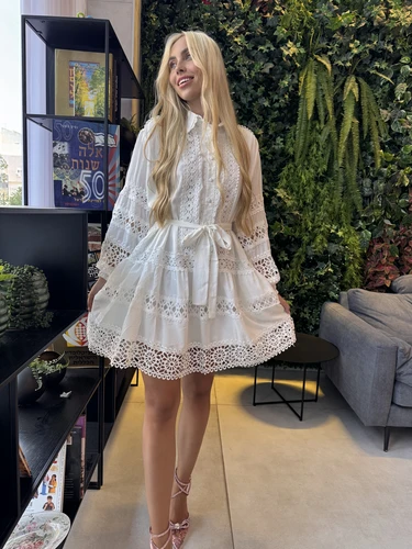 שמלת פאני לבנה