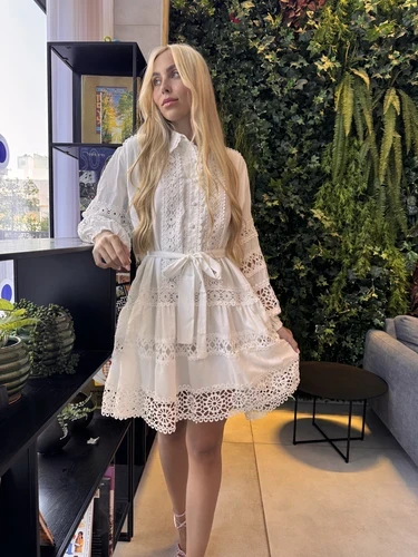 שמלת פאני לבנה