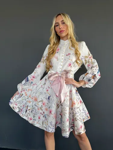 שמלת מילאנה לבנה קצרה